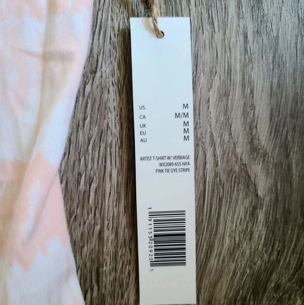 Sold NWT Rae Dunn 'DOG MAMA' Striped Dyed T-shirt - Size Medium - Picture 9 of 9